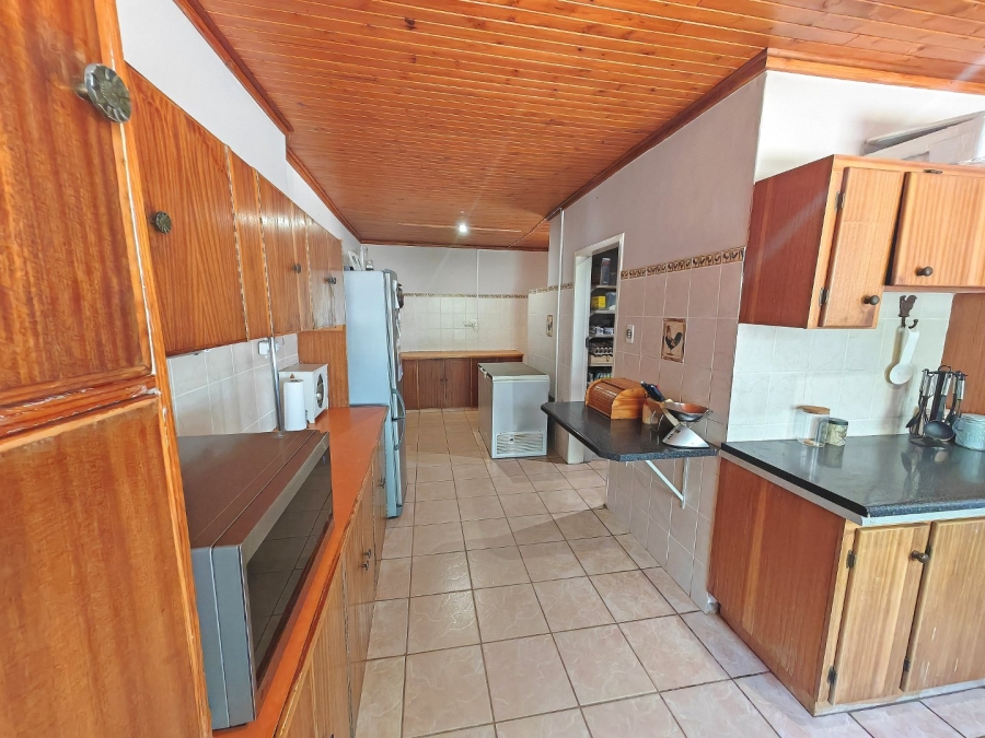 5 Bedroom Property for Sale in Bloemdal Free State